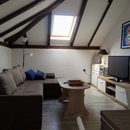 Apartman Slava Tisno Exterior foto