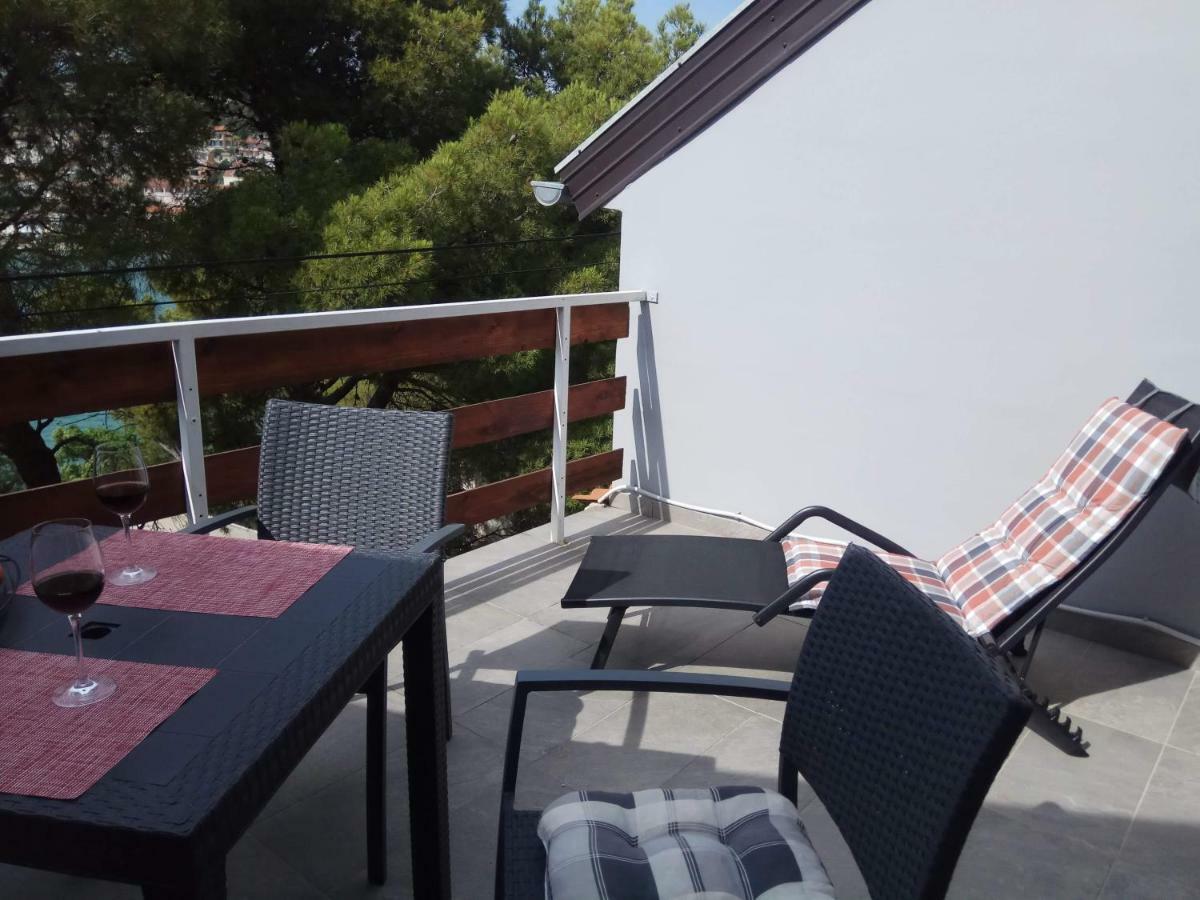 Apartman Slava Tisno Exterior foto